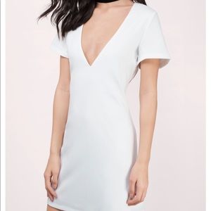 BRAND NEW Tobi White V Neck dress